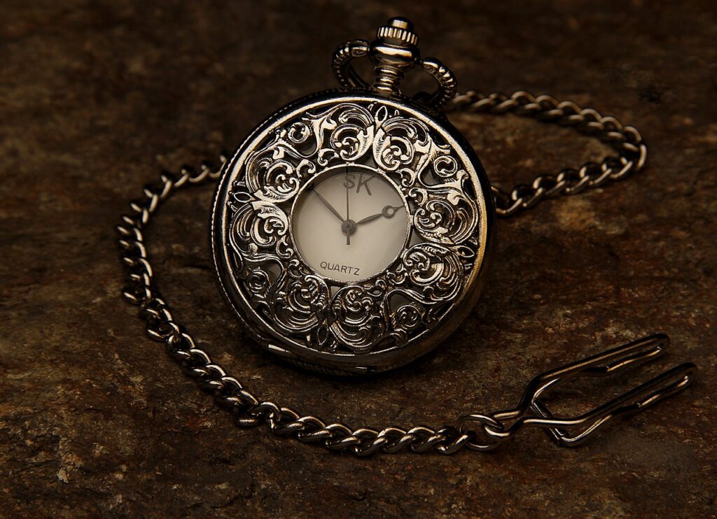 pocket watch, watch, timepiece-560937.jpg
